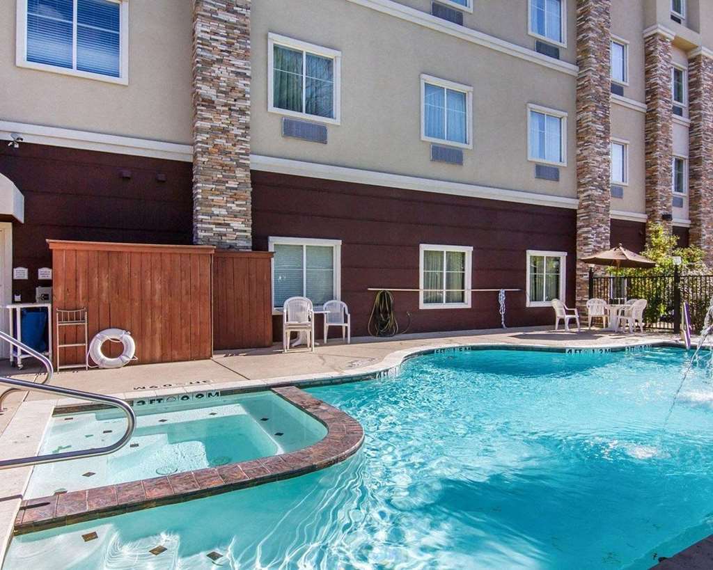 Red Roof Inn & Suites Longview Facilities photo