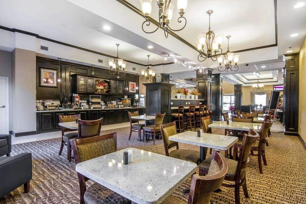 Red Roof Inn & Suites Longview Restaurant photo